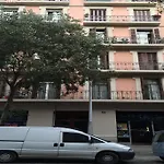 Gran Via Borrell Flat