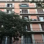 Gran Via Borrell Flat