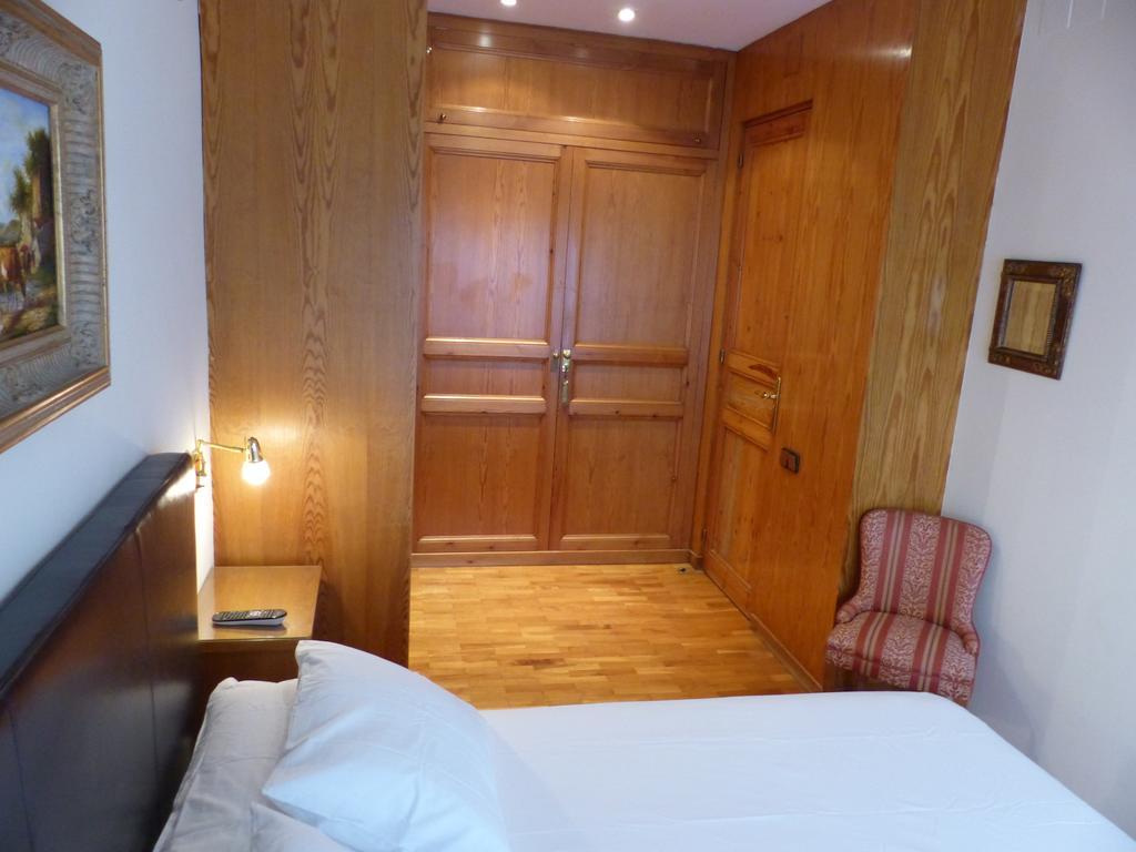 Gran Via Borrell Flat Barcelone