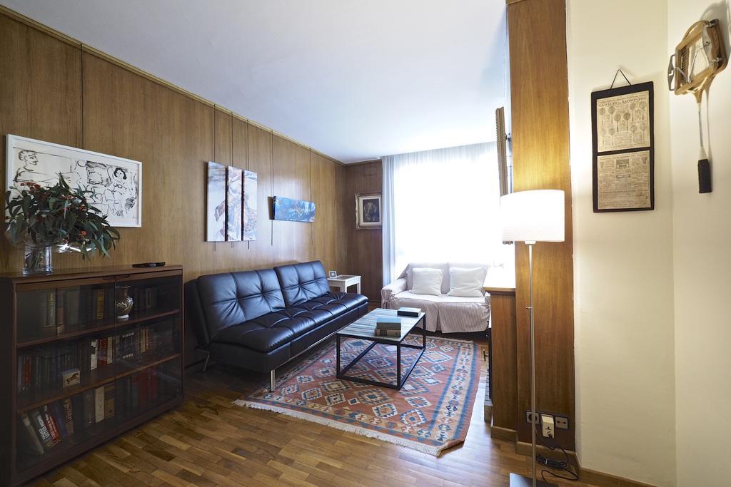 Gran Via Borrell Flat Barcelone